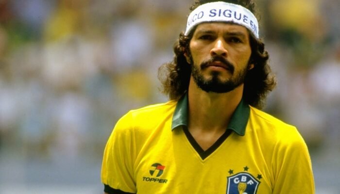 Biografi Sócrates: Legenda Brasil yang Filosofis, Pemain Bola Sekaligus Dokter dan Aktivis Politik
