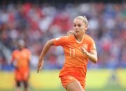 Tak Hanya Jago di Lapangan, Ini Bukti Lieke Martens Sosok Pemimpin Sejati