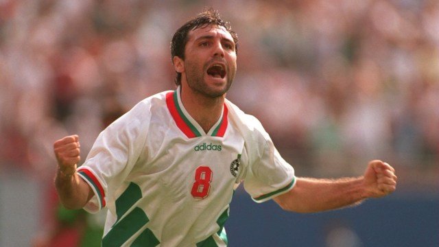Dari Skandal ke Ballon d'Or: Perjalanan Penuh Luka dan Gelar Hristo Stoichkov