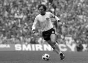 Franz Beckenbauer: Juara Dunia Sebagai Pemain dan Pelatih Sepak Bola