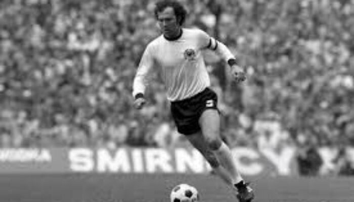 Franz Beckenbauer: Juara Dunia Sebagai Pemain dan Pelatih Sepak Bola
